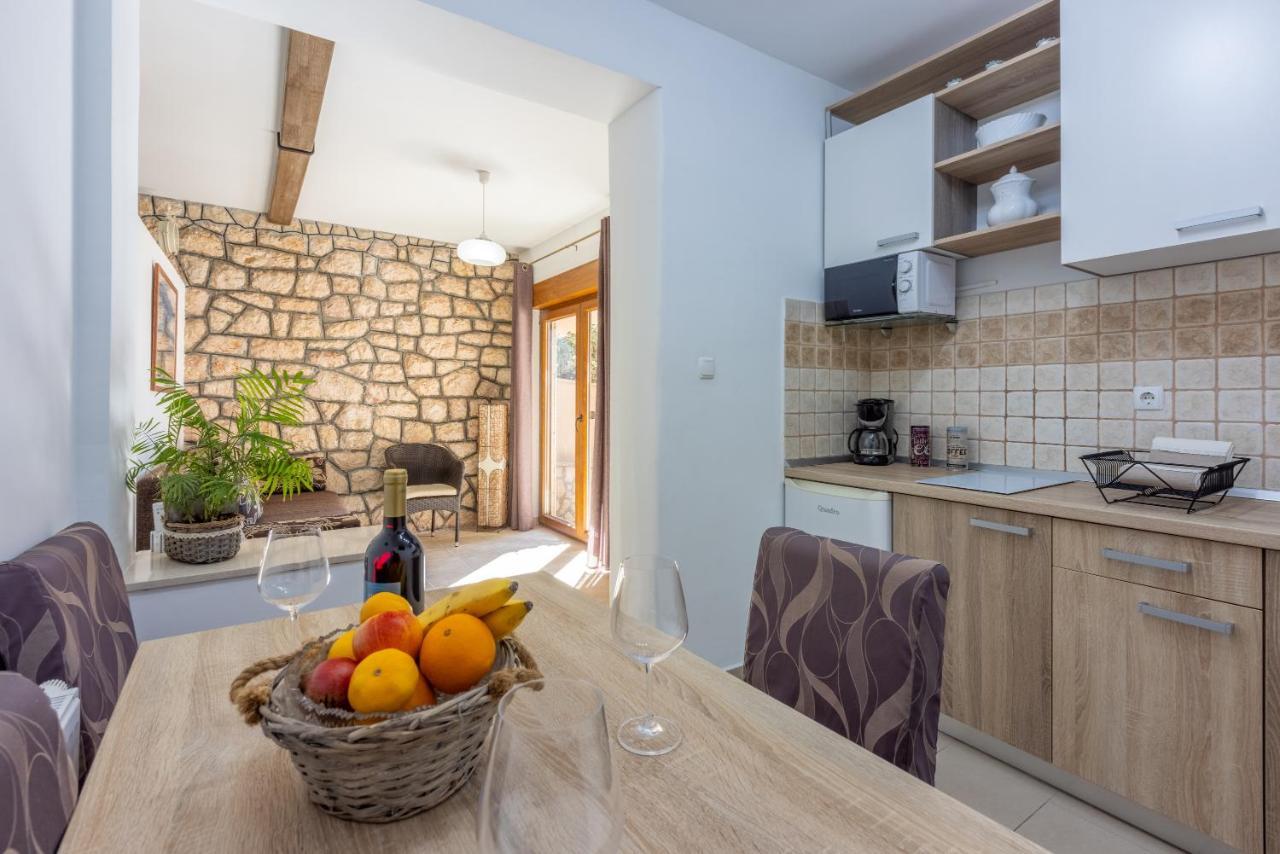 Apartmani Anita Драмаль Екстер'єр фото
